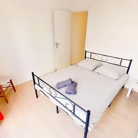 Avec Balcon Et Parking Privé *